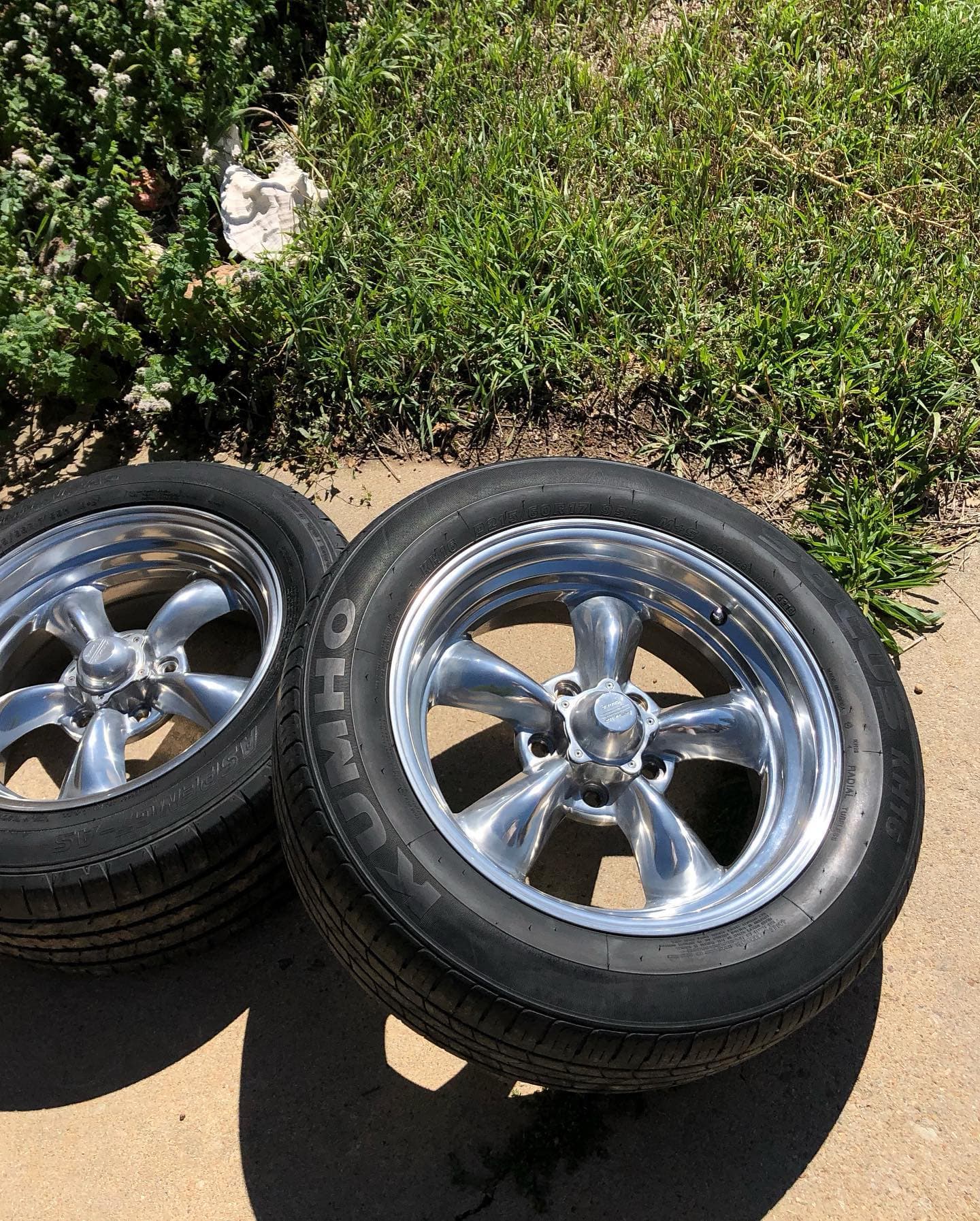 Detailed vehicle exterior with protective ceramic coating